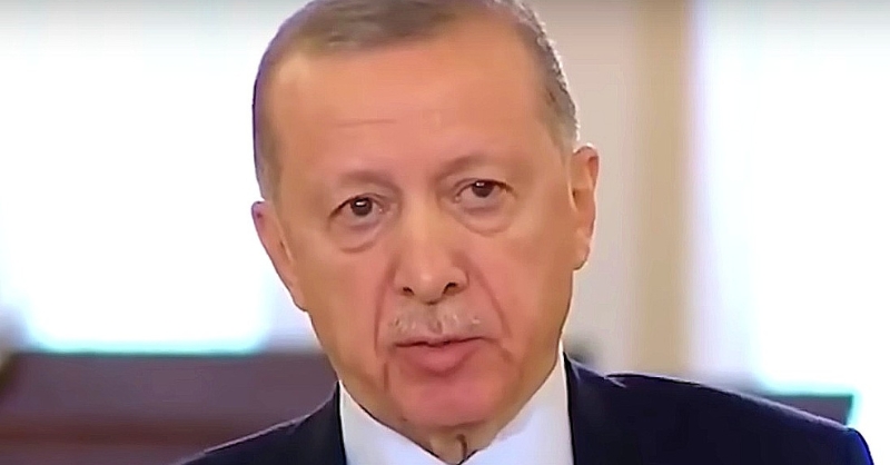 Elkotyogták, miért siet decemberben Magyarországra Erdoğan