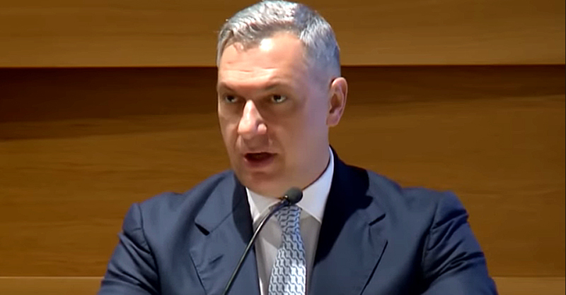 Mi történt? Óriási balhét indíthat el szokatlan lépésével Lázár János – ettől a feje tetejére állhat az Orbán-kormány