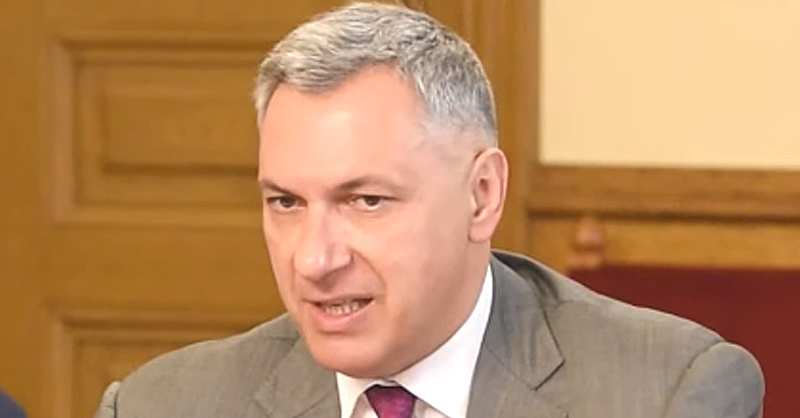 Döntött Lázár János, lefejezte a MÁV-ot: A miniszter kirúgta a vállalat két vezetőjét