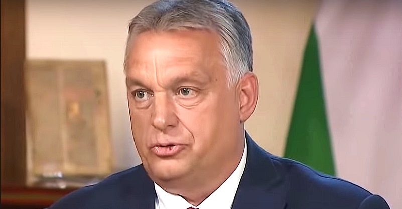 Halaszthatatlan találkozója volt Orbánnak a Karmelitában kora reggel