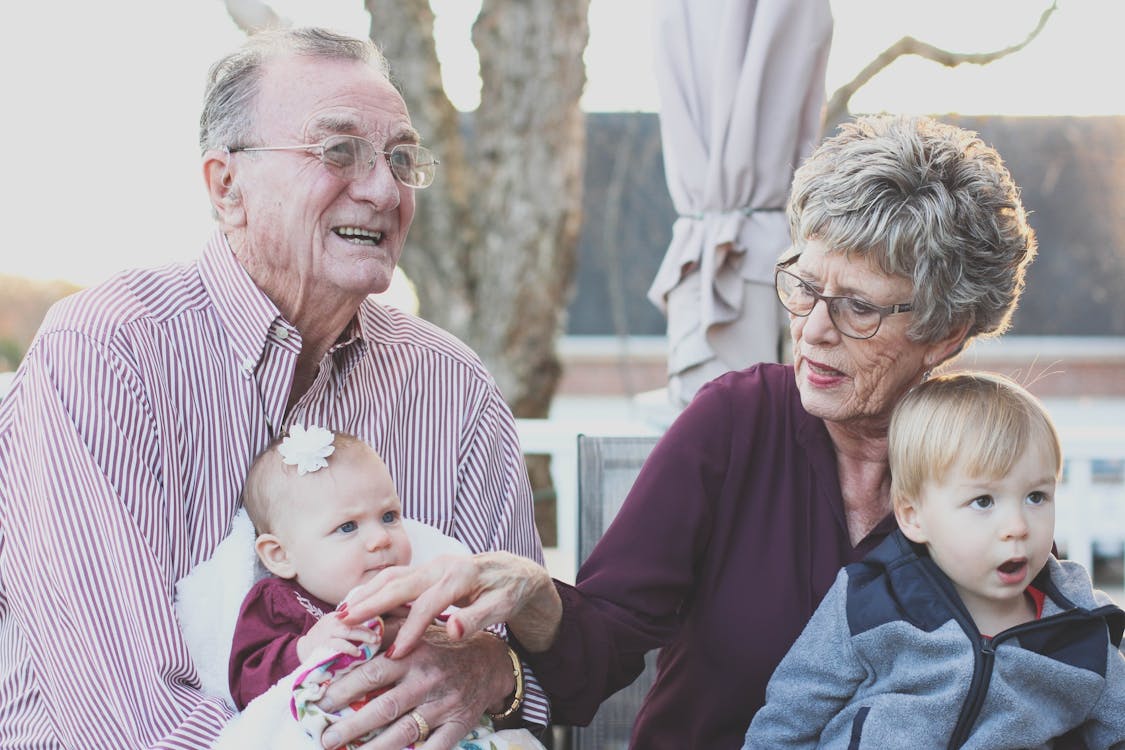A nagyszülők soha nem halnak meg igazán: Ott vannak, ahol nem is gondolnánk, hogy megtalálhatjuk őket