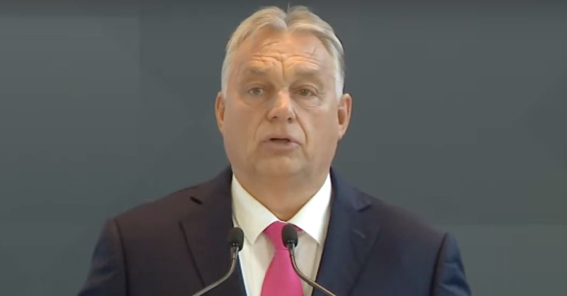 Videóval: Teljes a pánik a Karmelitában, miután Orbán Viktor állapota látványosan romlik